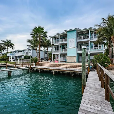 Treasure Trove Buccaneer | Waterfront With A Pool